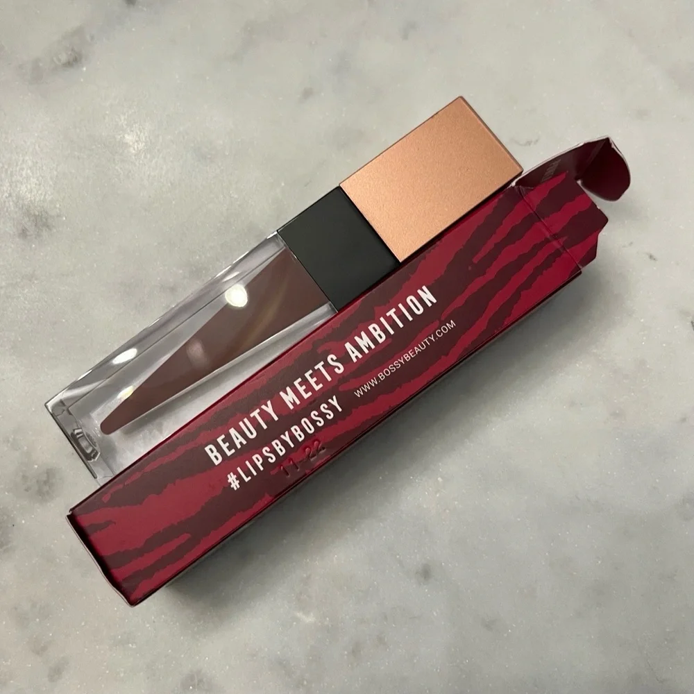 New NWT Bossy Cosmetics‎ Liquid Lipstick POWERFUL Power Women Essentials Makeup